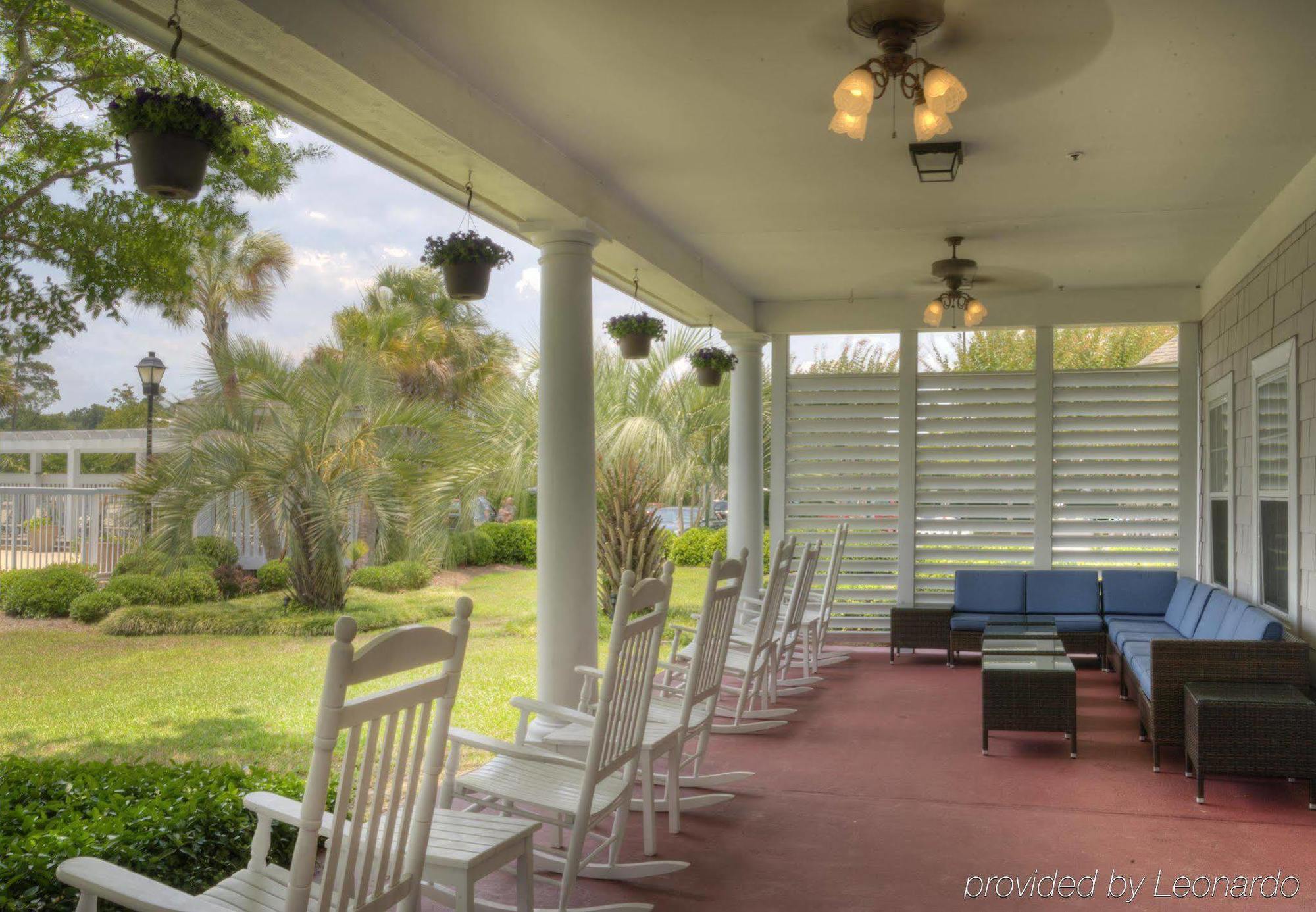 Hotel By Marriott Landfall